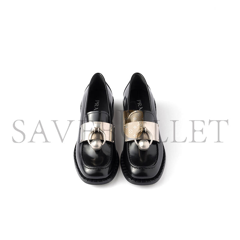 PRADA BRUSHED LEATHER LOAFERS WITH METAL DETAILS 1D981N PRADA BRUSHED LEATHER LOAFERS WITH METAL DETAILS 1D981N